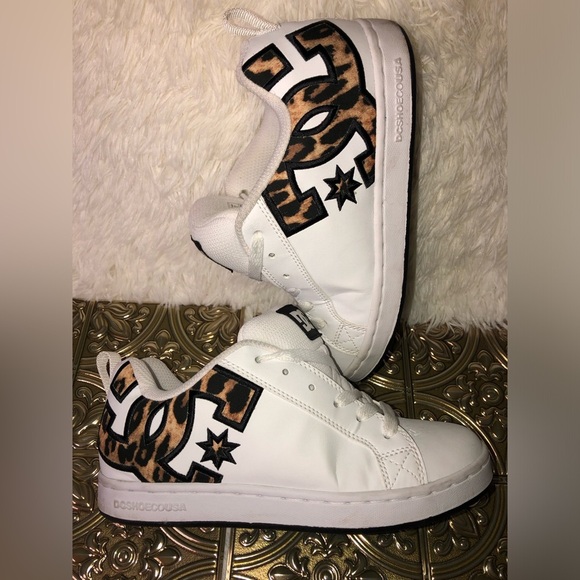 DC Women's Court Graffik Sneakers - White size 5 - Picture 14 of 16